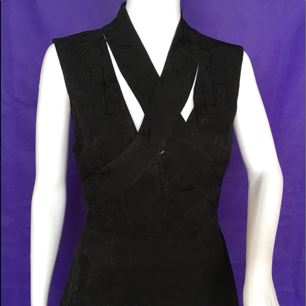 NWT BCBG MAXAZRIA Women's Blouse Sleeveless Black Color Size M